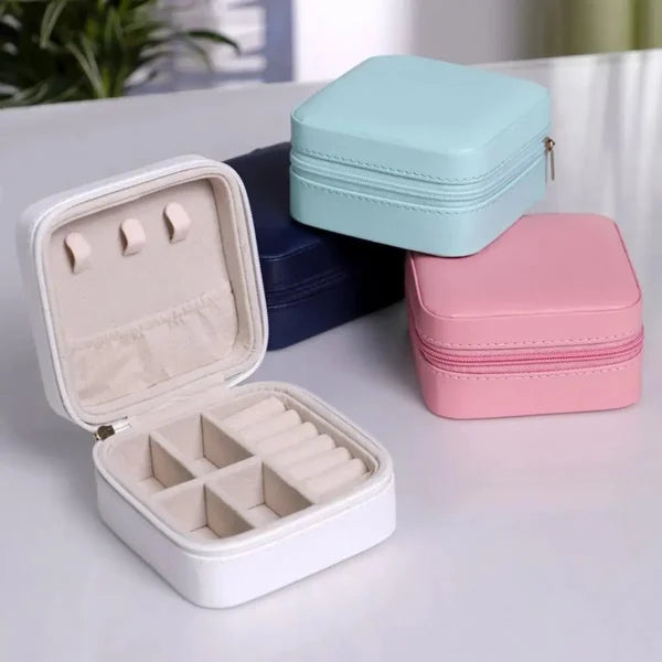 Leather Jewelry Box & Organizer (Random Color)
