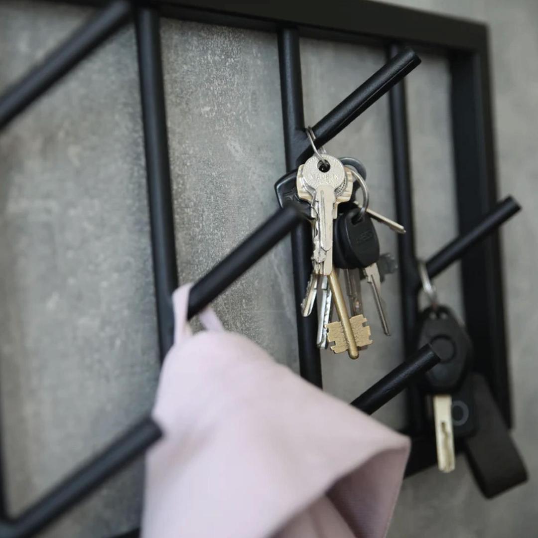 Wall Mounted Clothes Hanger